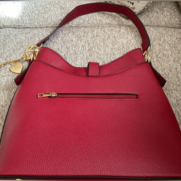 Gorgeous red leather MIA Collection handbag with adjustable crossbody strap. - Picture 7 of 7